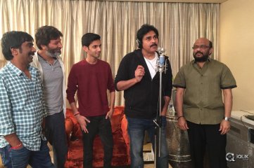 Pawan Kalyan Sings For Agnyaathavaasi